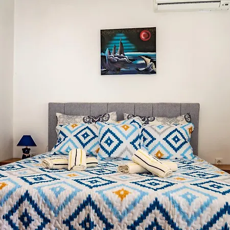 5 شقة سيلتسي